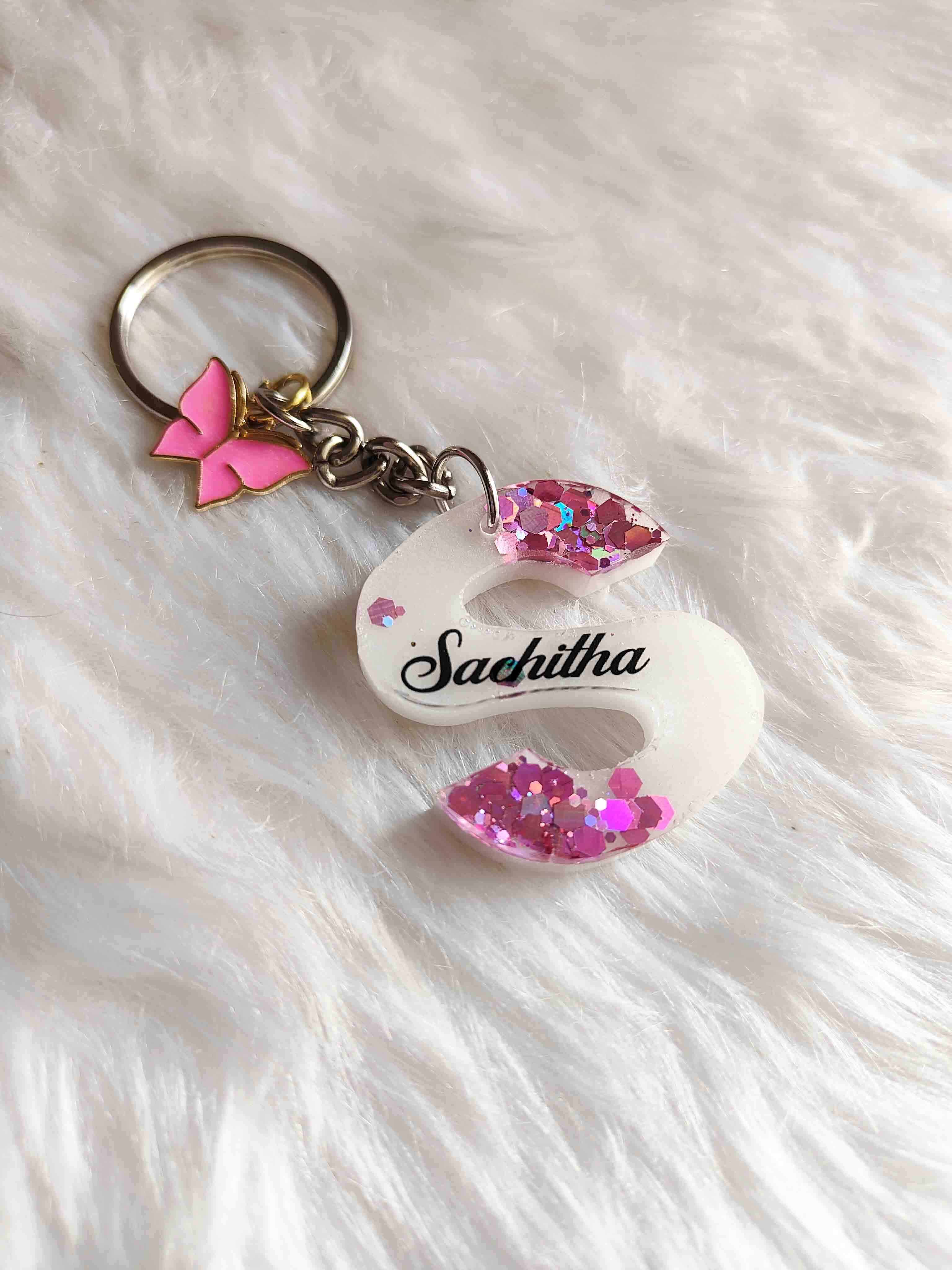 Custom Alphabet Resin Keychain – Personalized Initial Gift